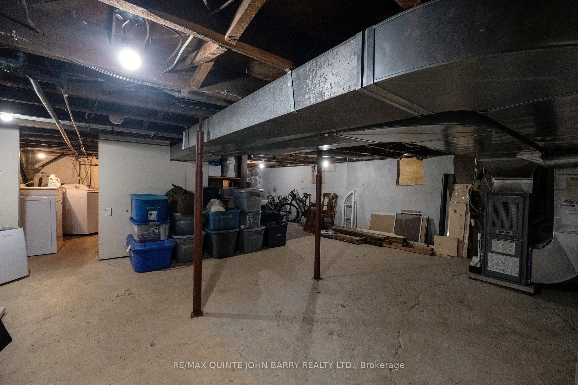42 McGill Street photo 27