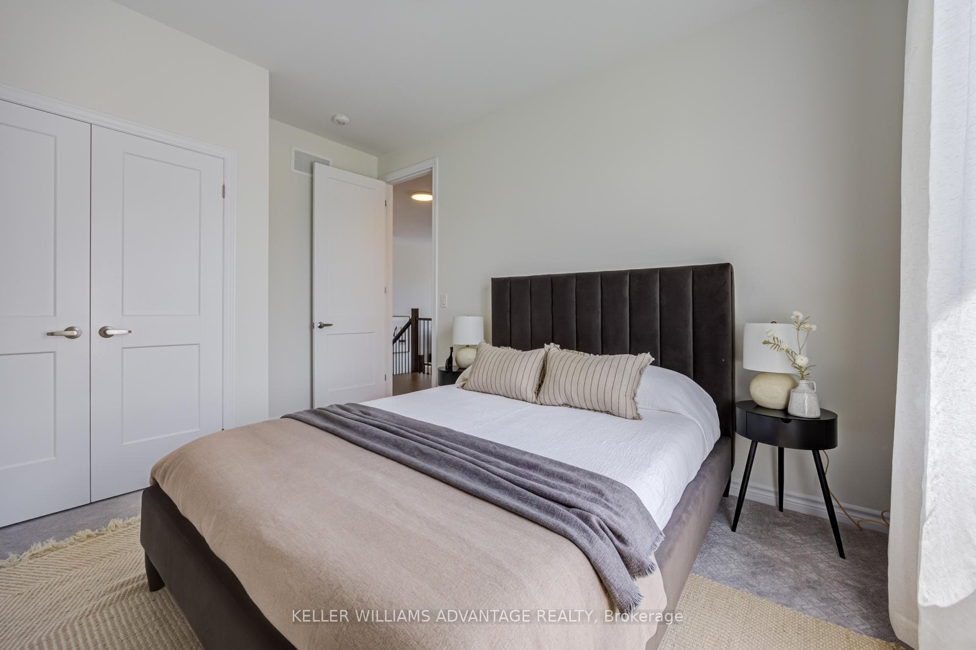 46 Sutcliffe Drive photo 32