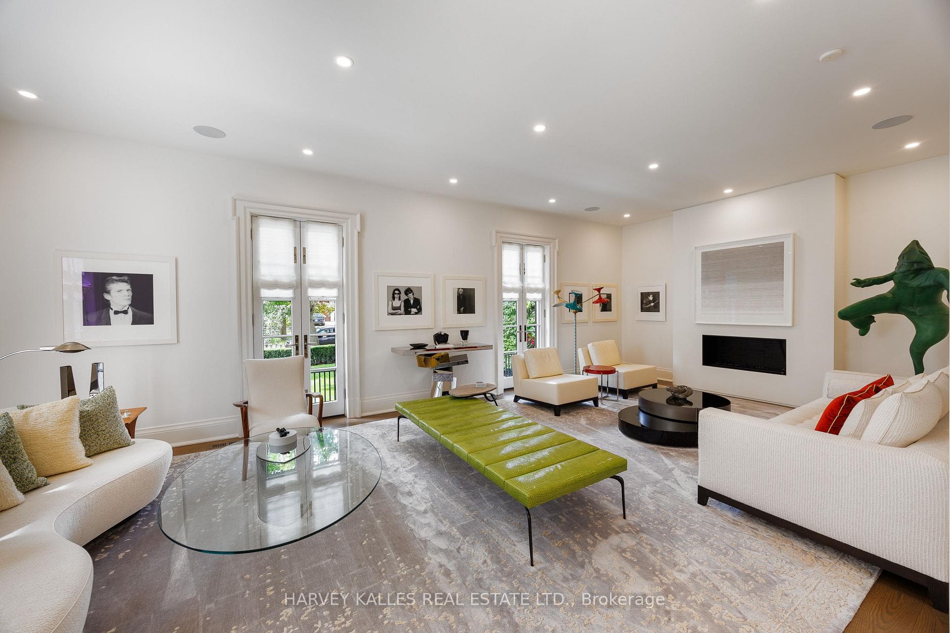 297 Russell Hill Road photo 12