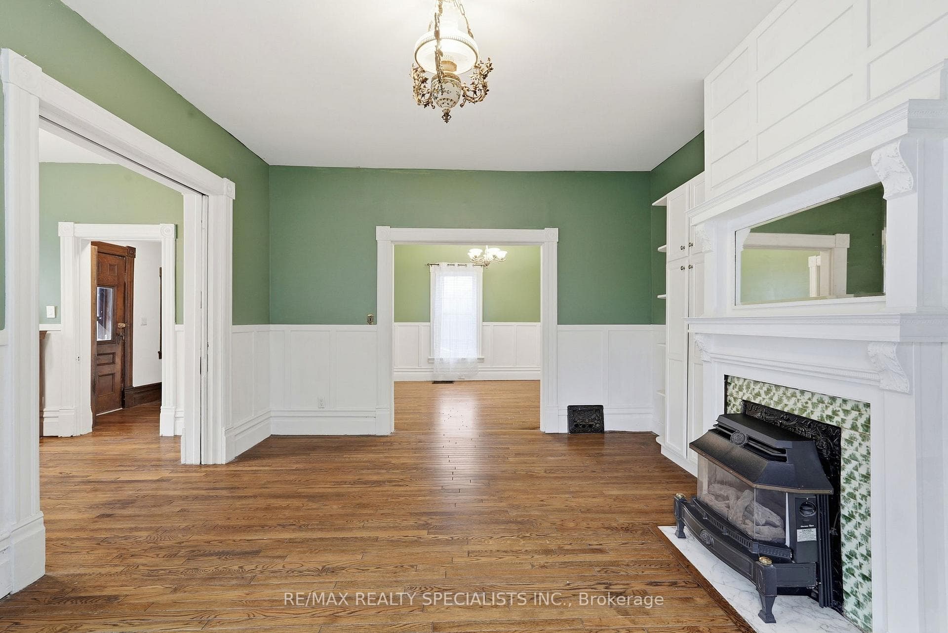 151 Wonham Street photo 14