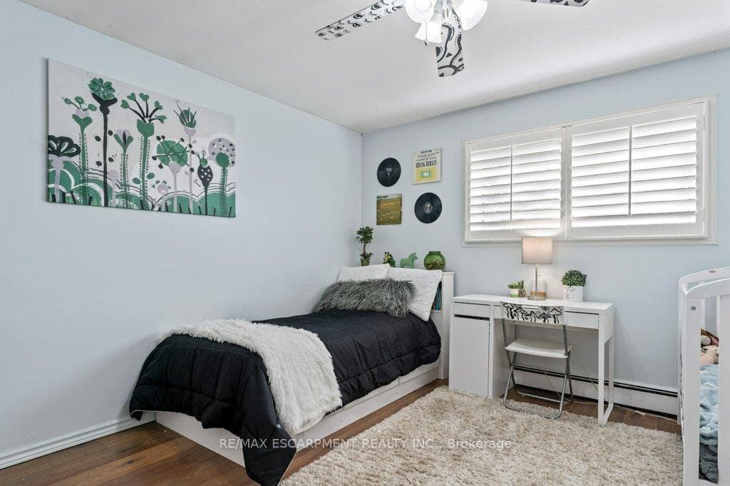 9793 Dickenson Road photo 15