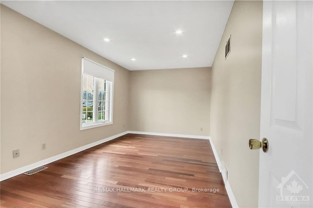 55 FIFESHIRE Crescent photo 23