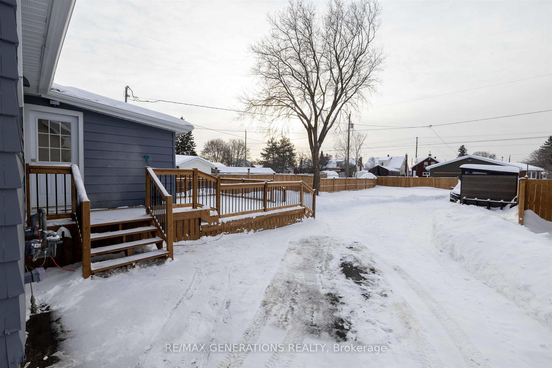 228 Christina Street photo 19