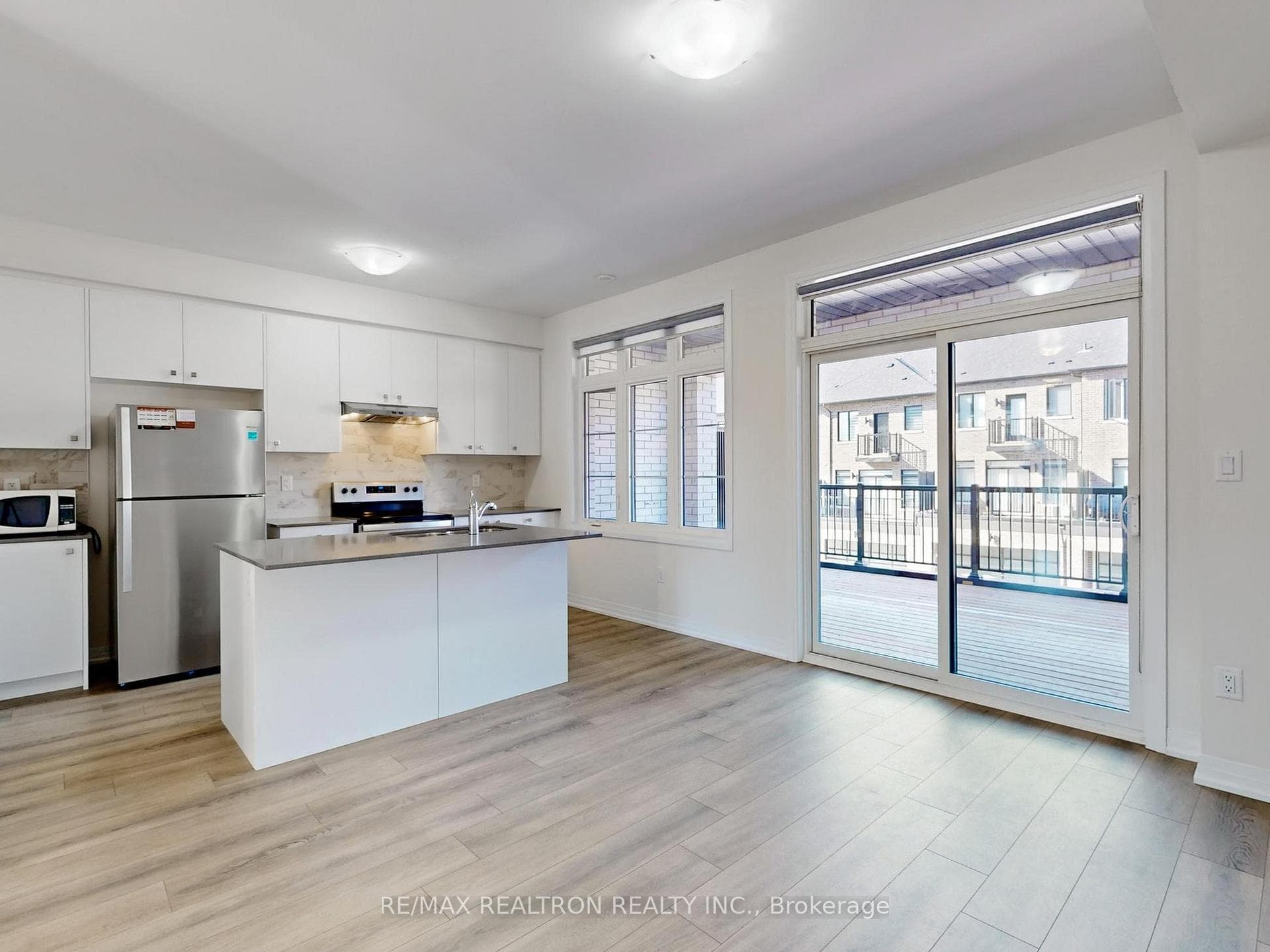 2710 Peter Matthews Drive photo 13