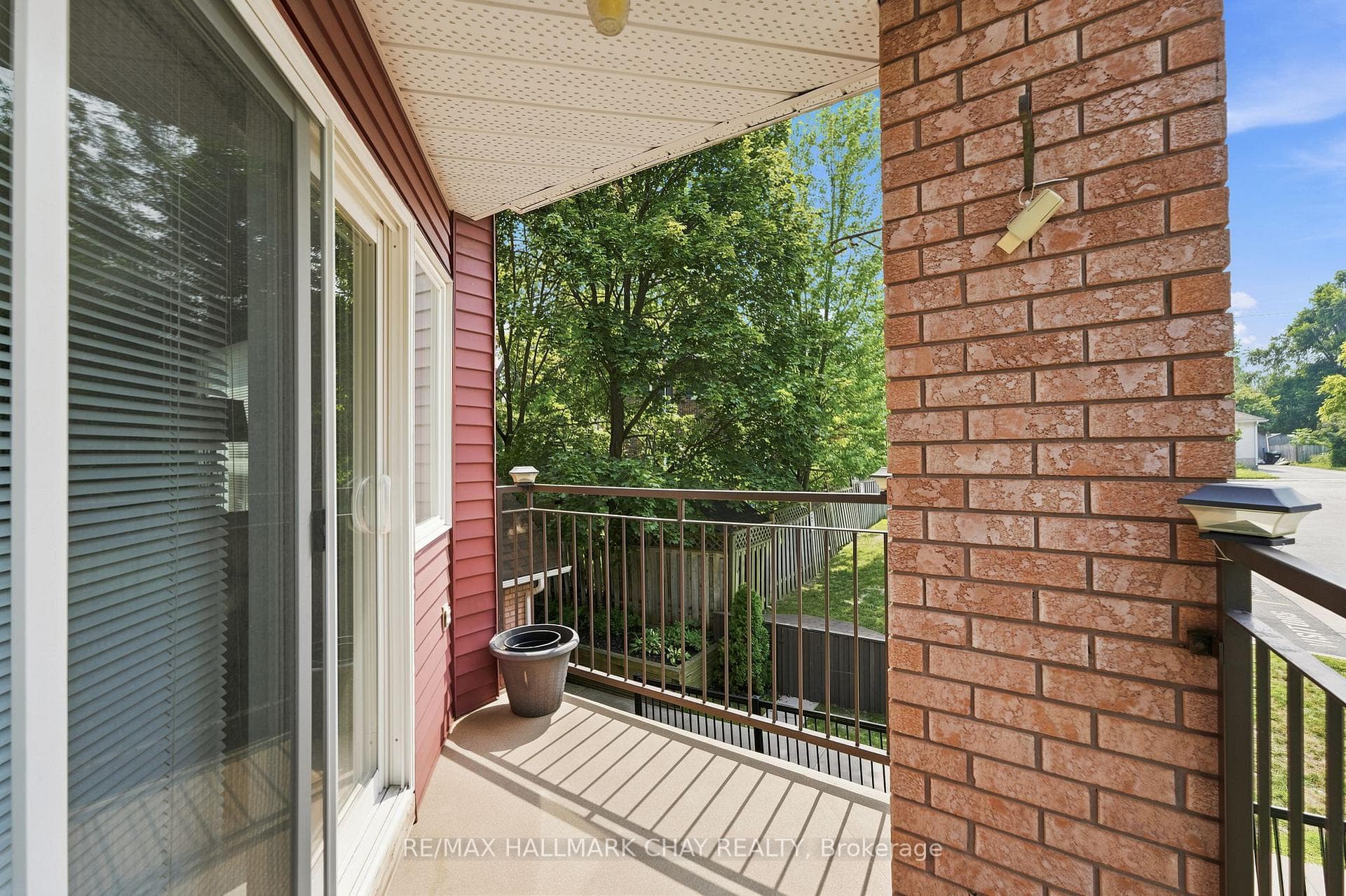 131 Clapperton Street Unit 201 photo 18