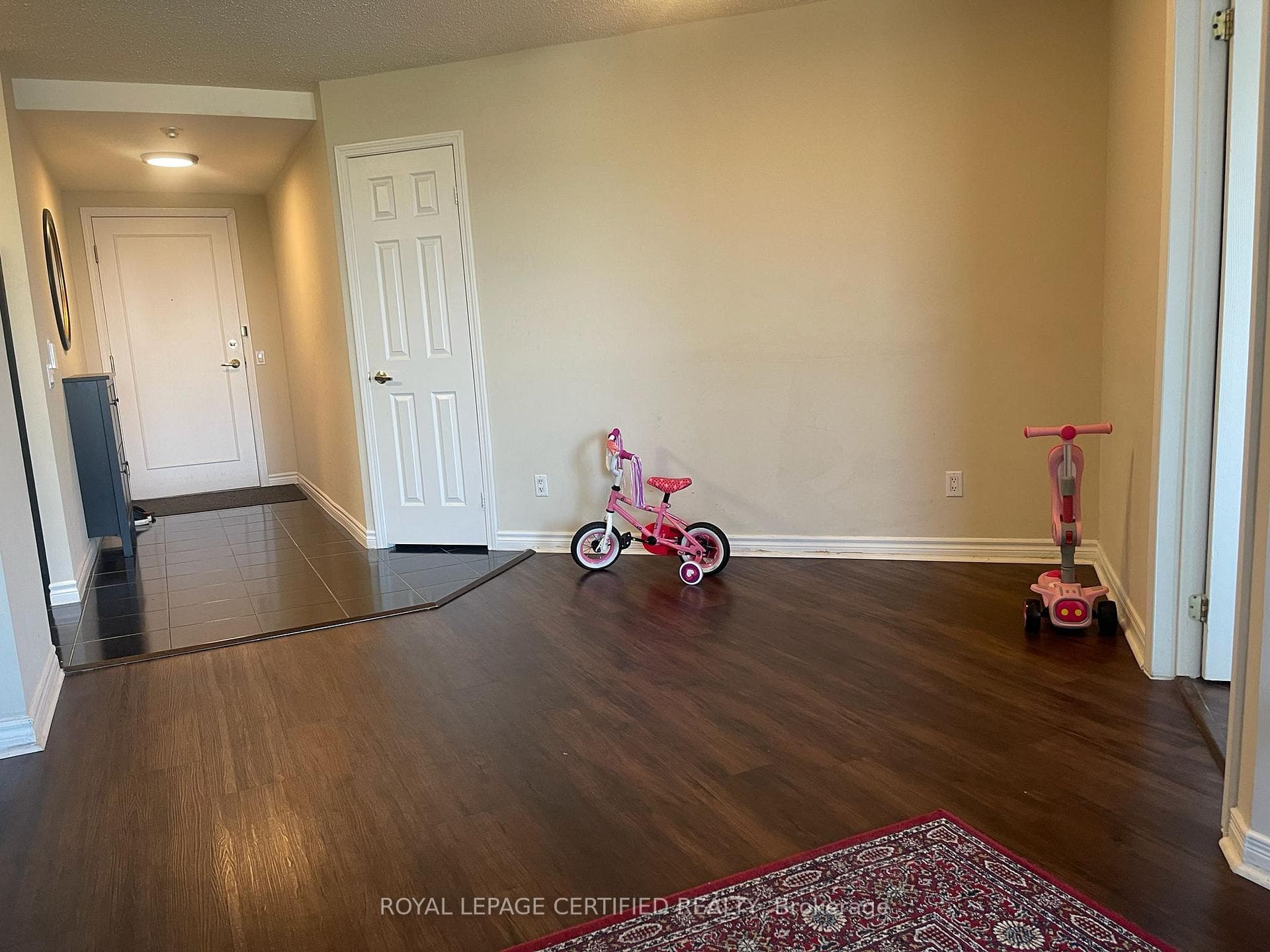 35 Kingsbridge Garden Circle Unit 1208 photo 23