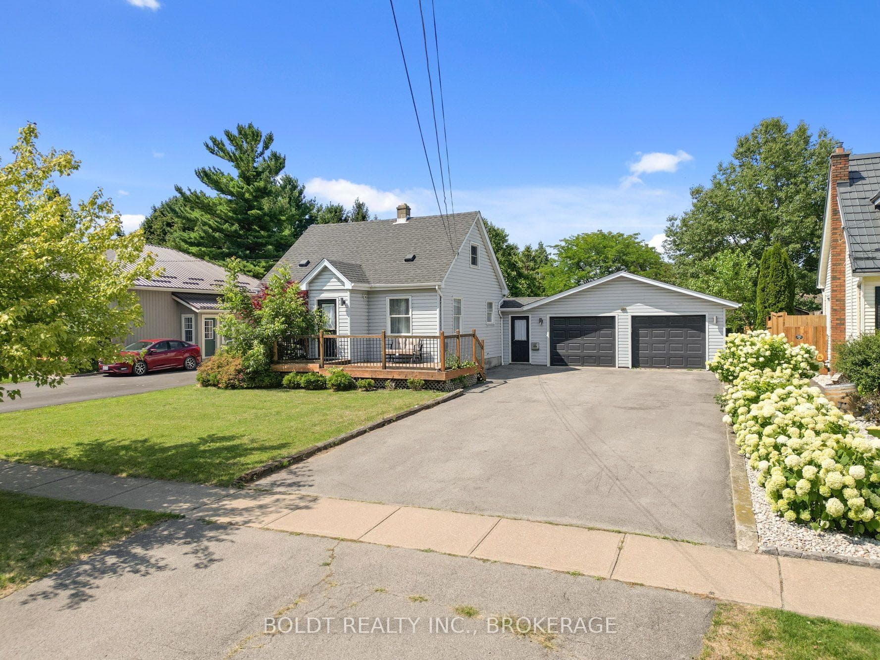 642 PENNER Road photo 2