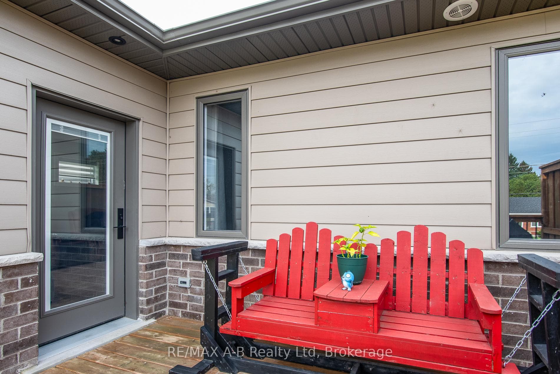 172 Hooper Street photo 6