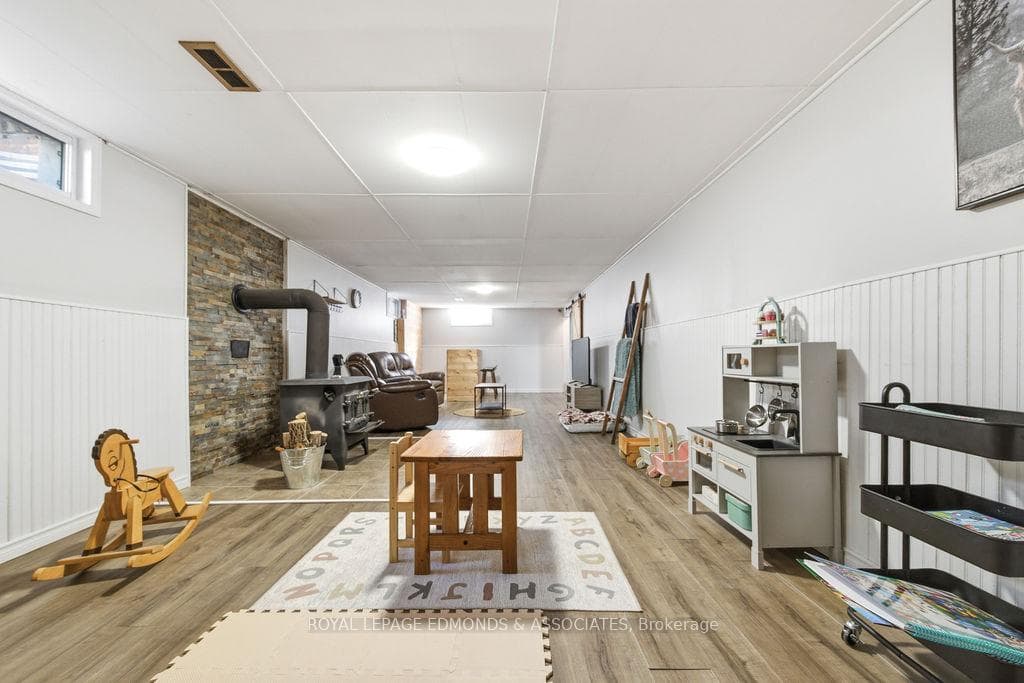 70 John Street photo 29