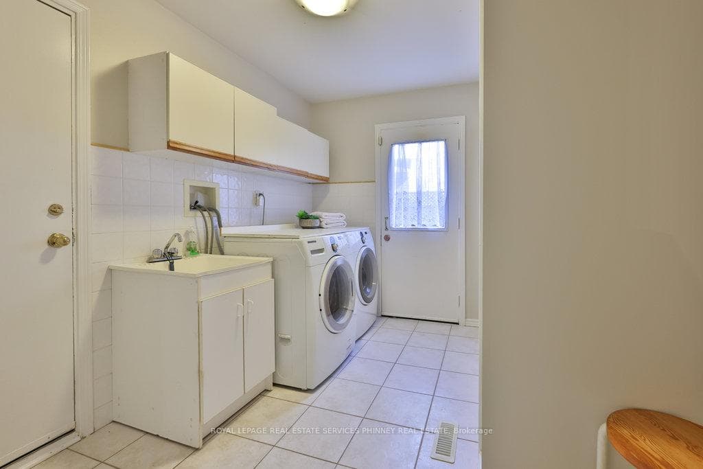 700 Fieldstone Road photo 17