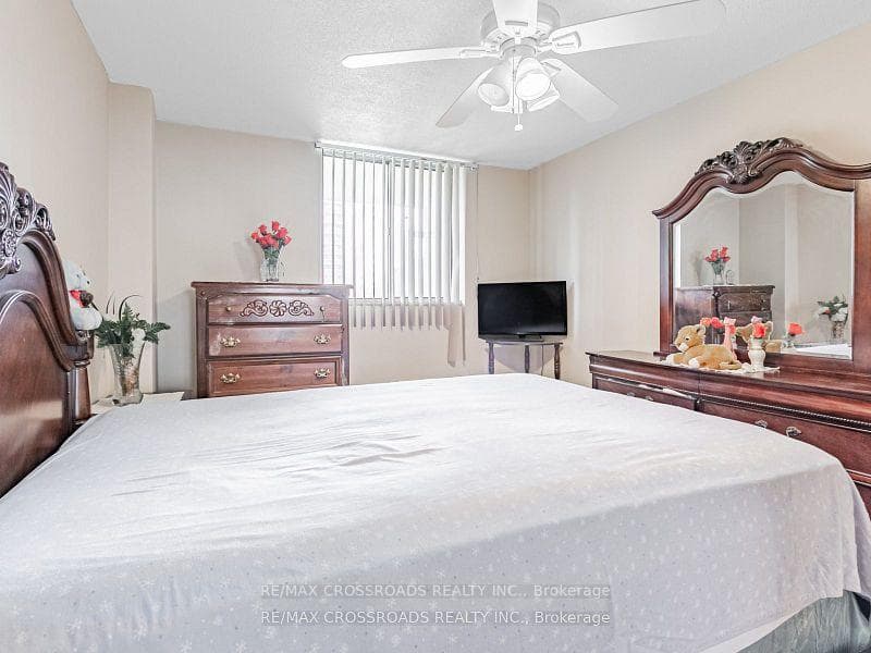 60 Stevenson Road Unit 206 photo 25