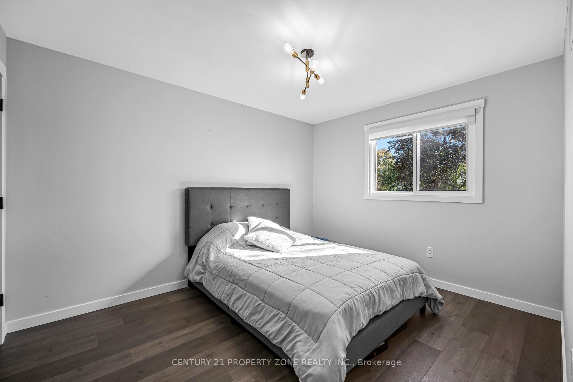 703 Mountjoy Court photo 23