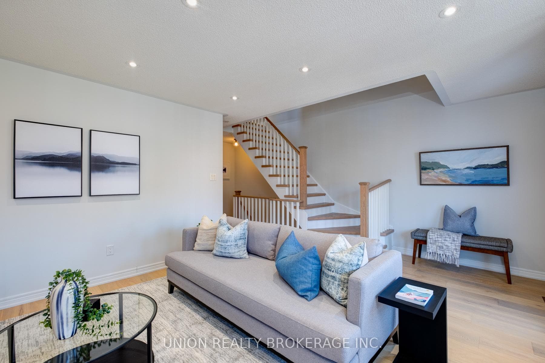 60 Sarah Ashbridge Avenue photo 20