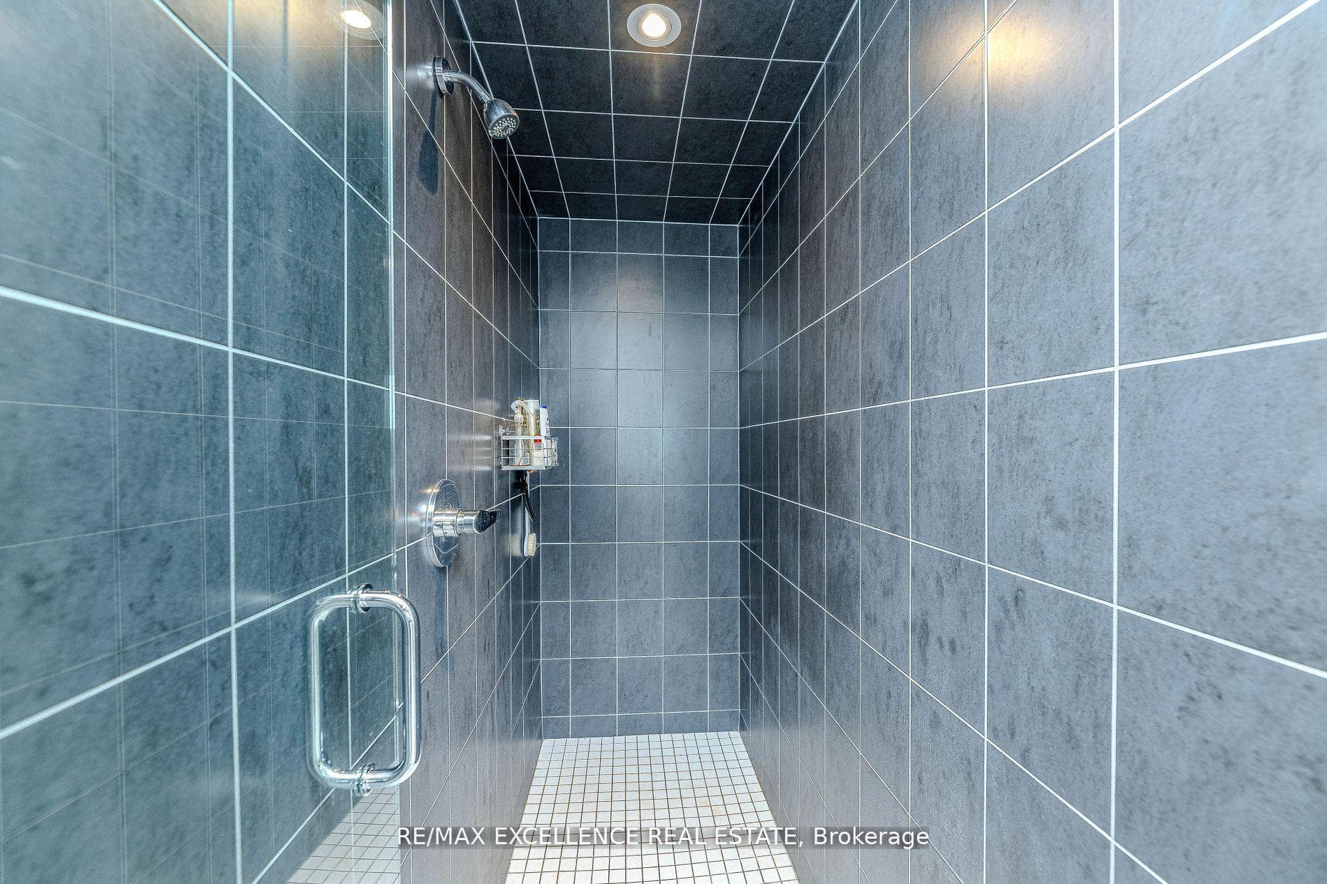 80 Berkely Street photo 40