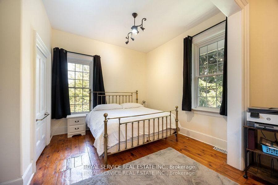 60 King Street photo 18