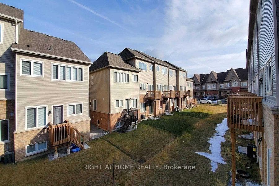4062 Maitland Street photo 24