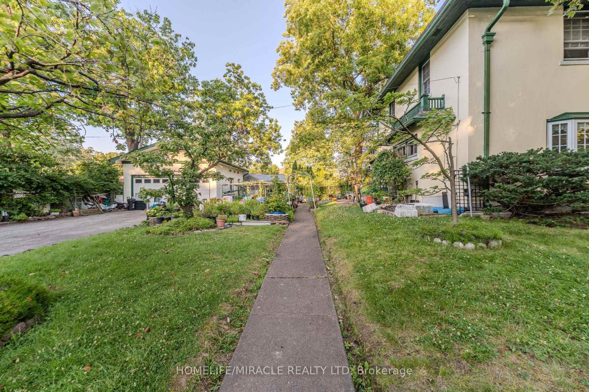 5214 Third Avenue photo 6