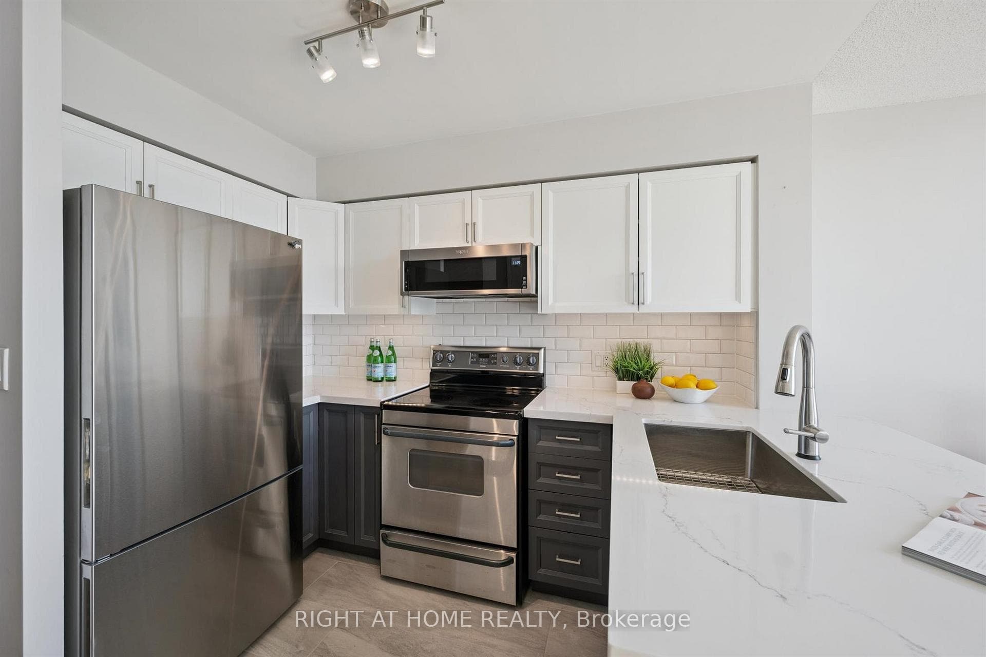 Dazzling new kitchen
