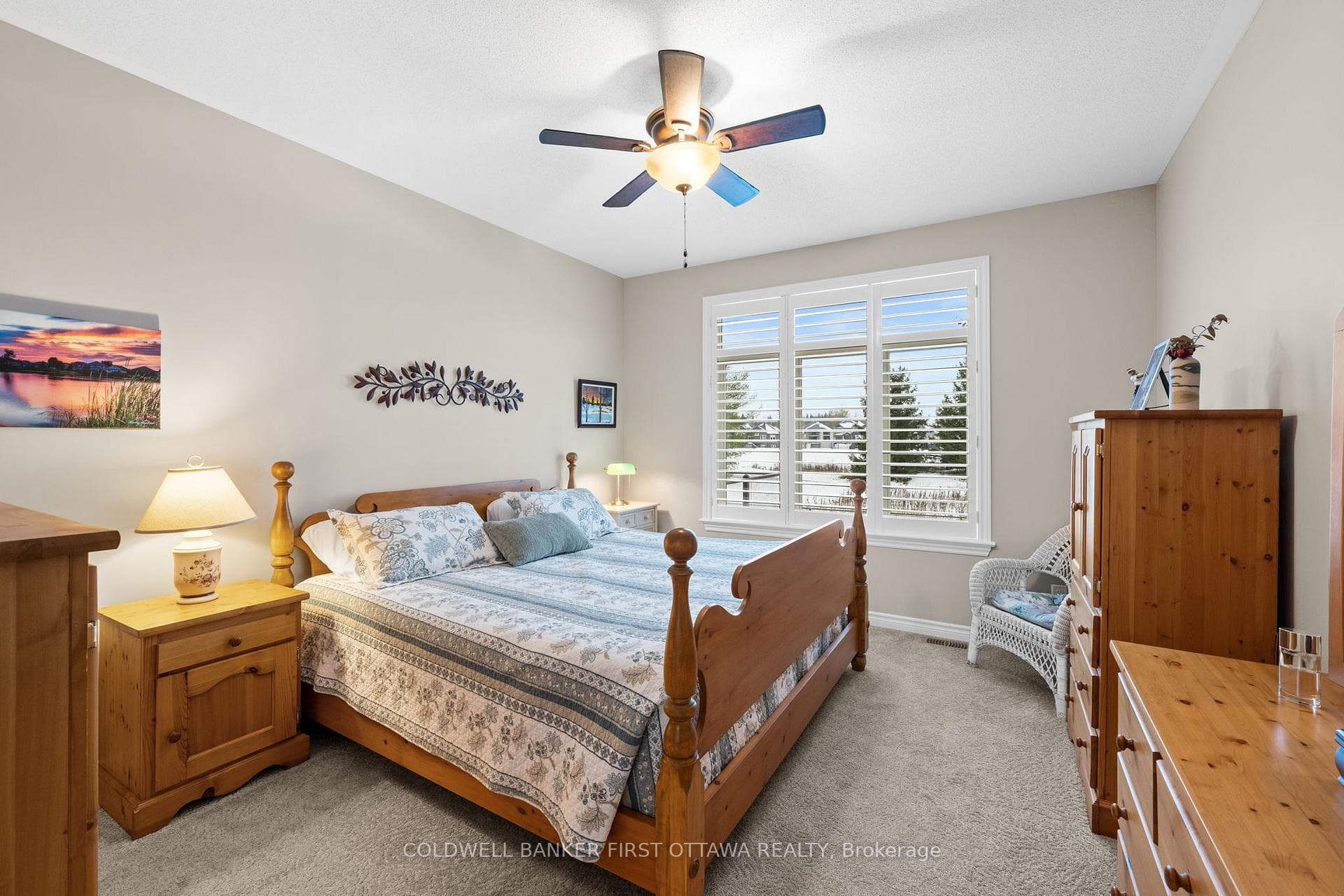 239 Royal Landing Gate photo 17