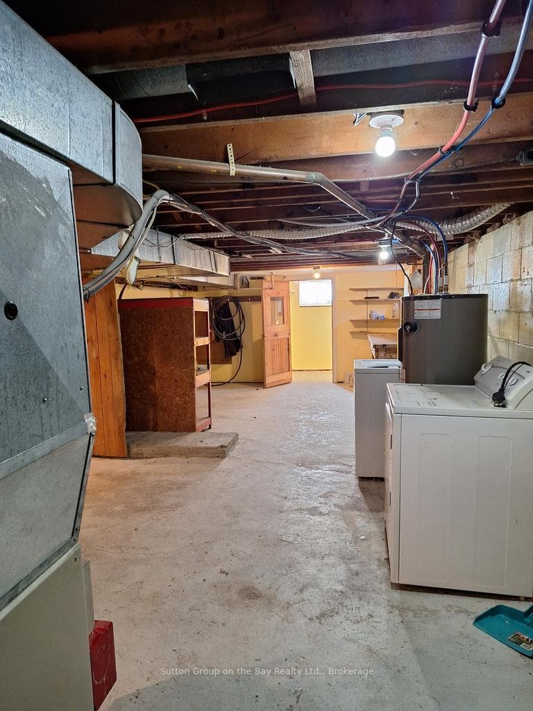 144 Mary Street photo 20