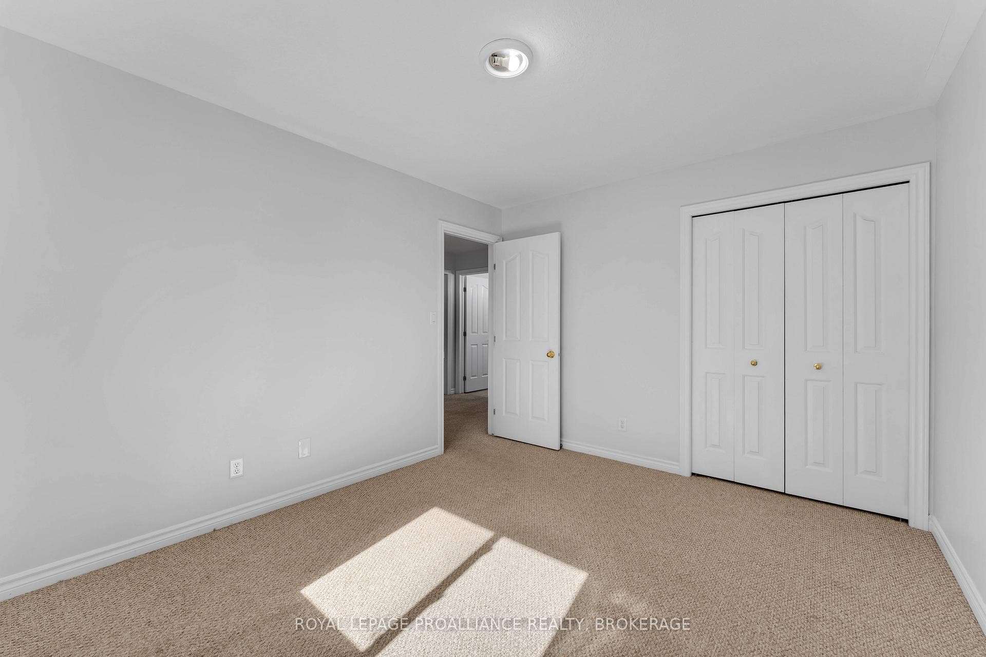 500 Conservatory Drive photo 32