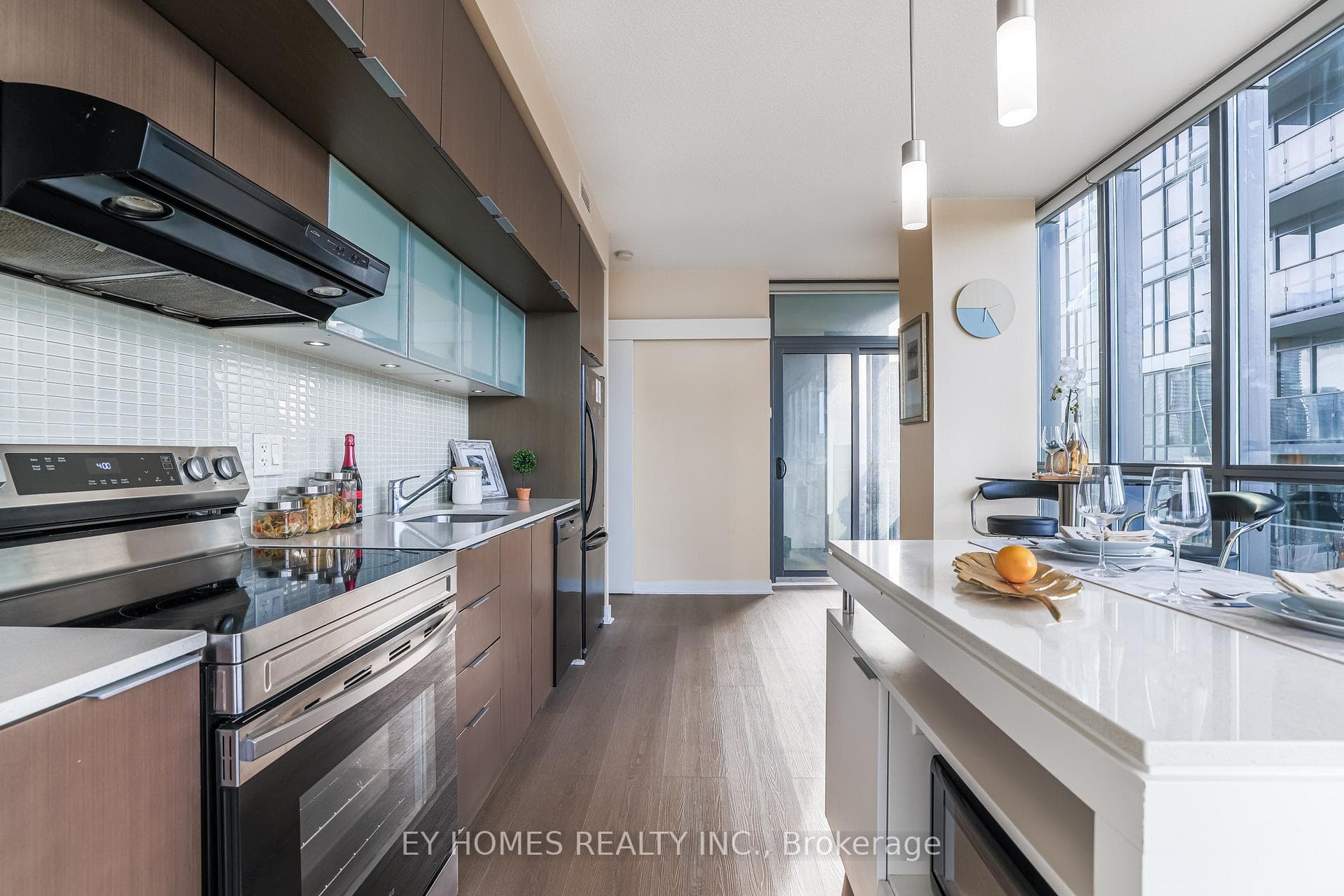 110 Charles Street Unit 2508 photo 23