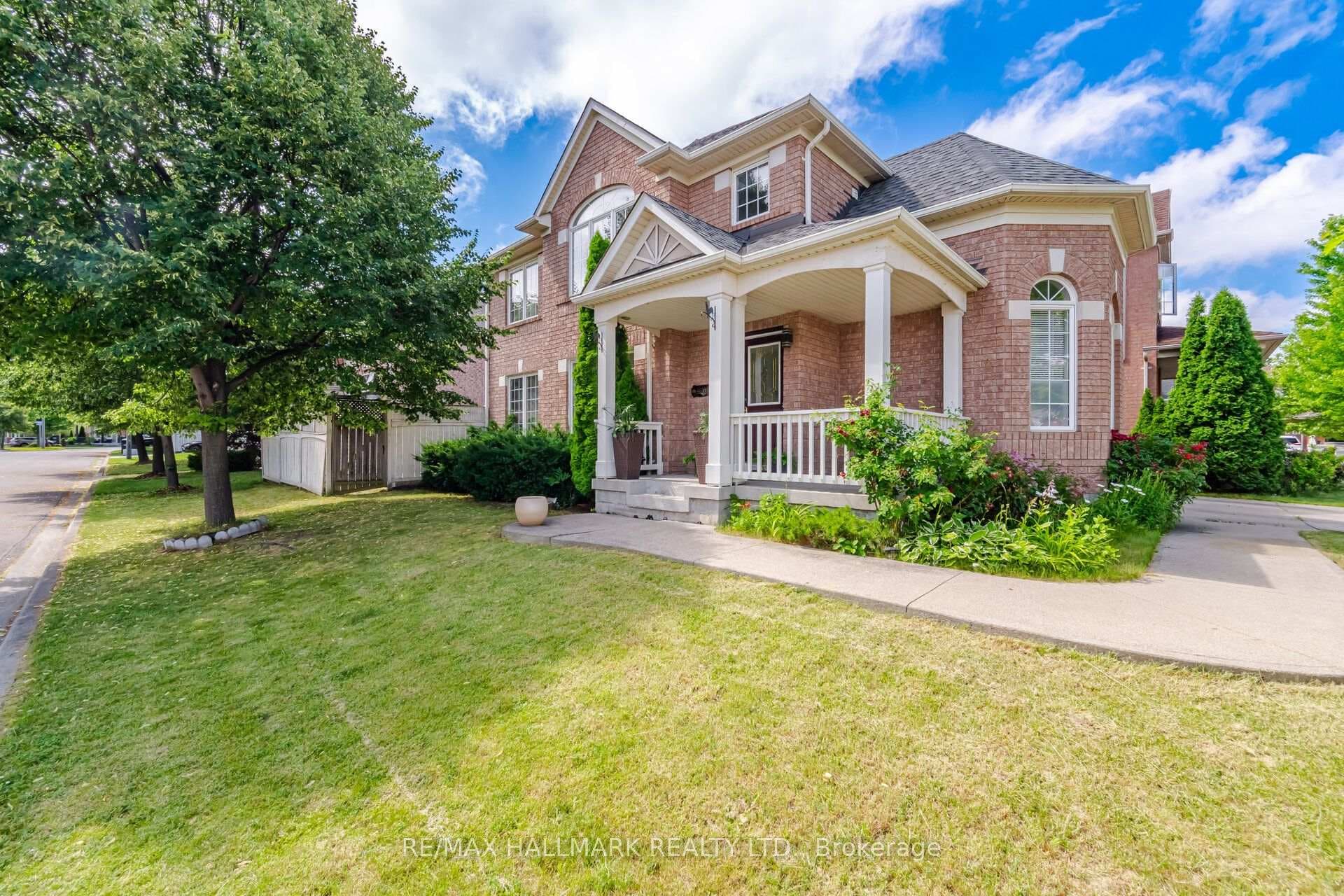 641 Marley Crescent photo 30
