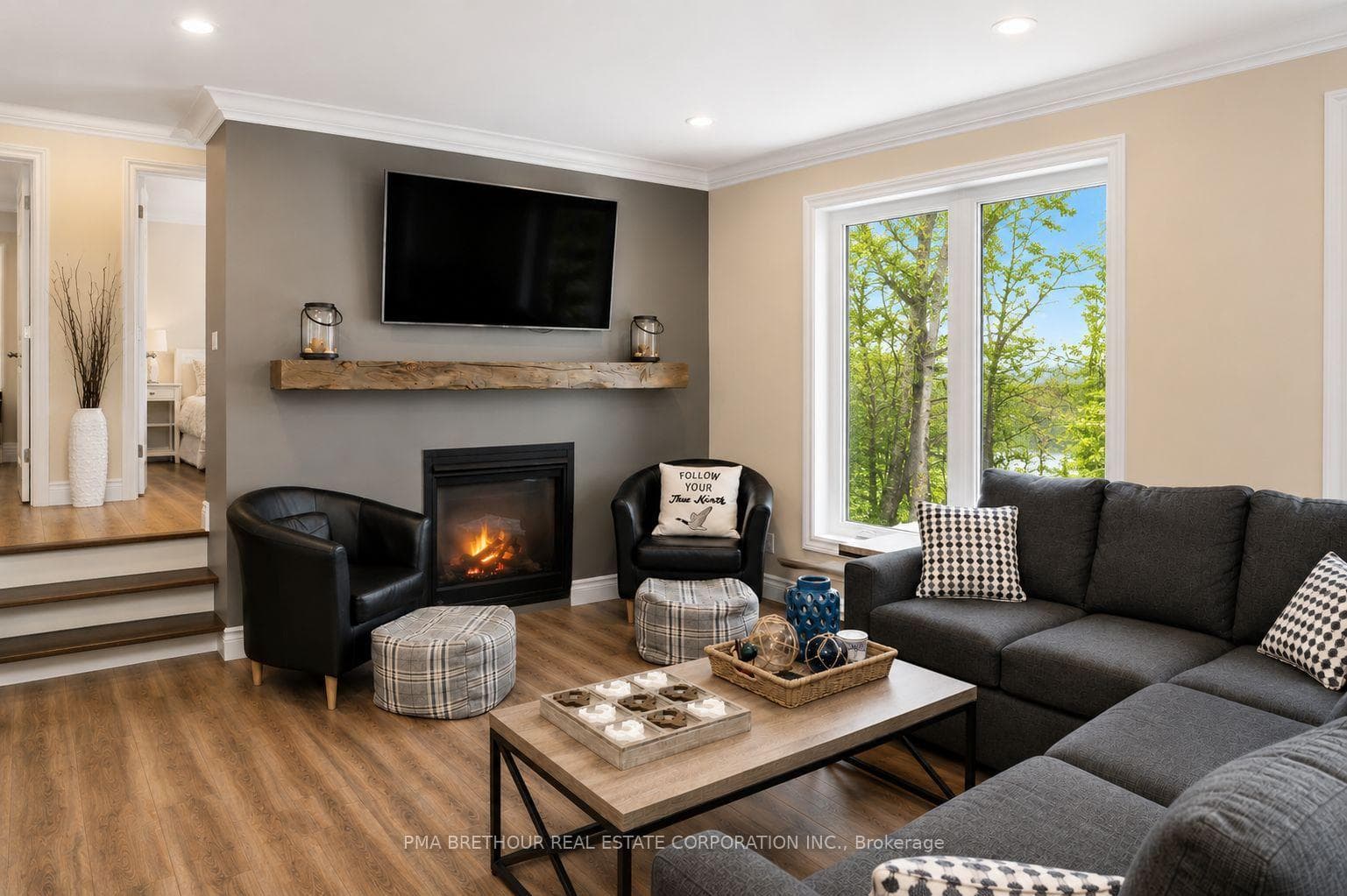 Greatroom Overlooking the Lake