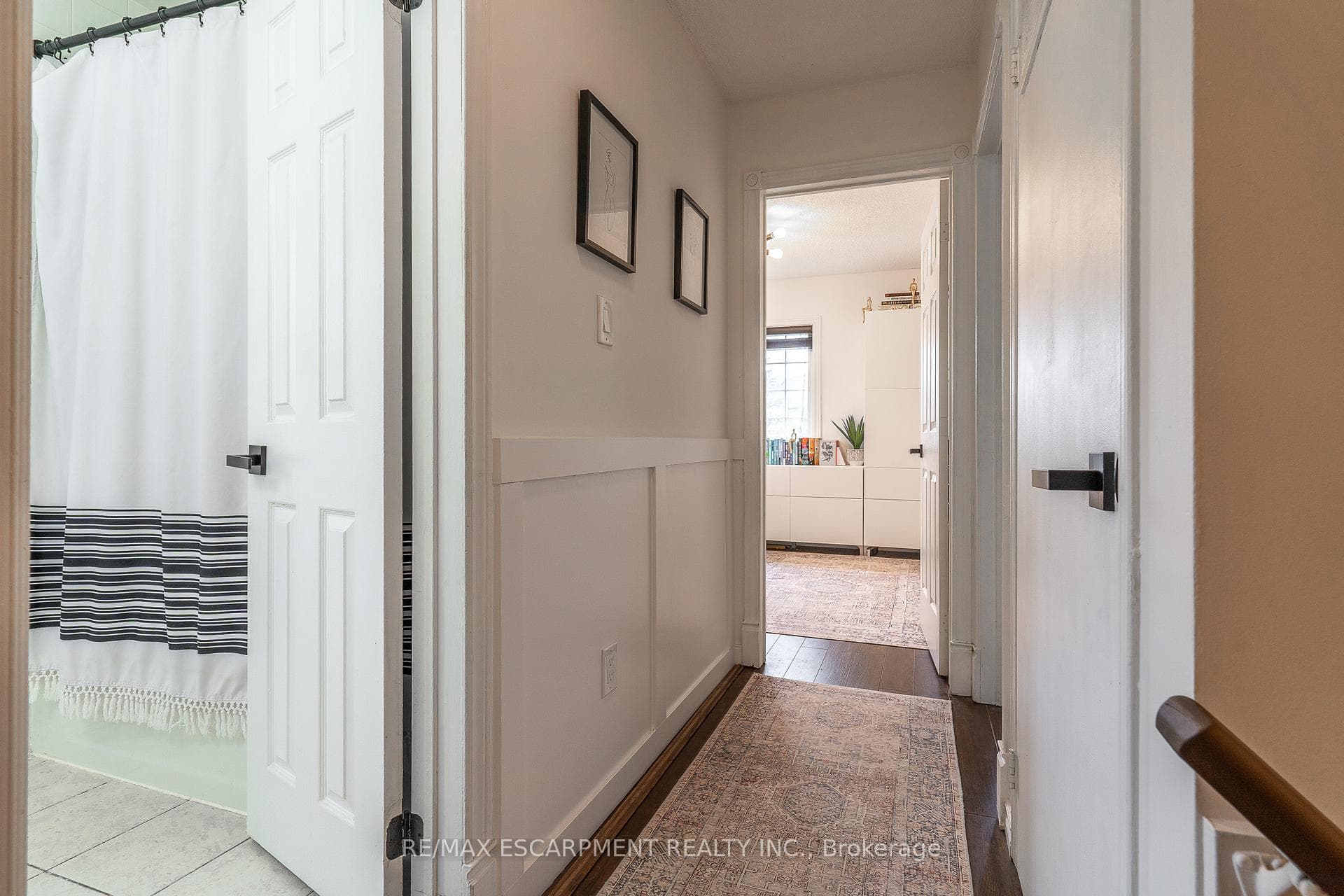 6950 Tenth Line Unit 103 photo 16