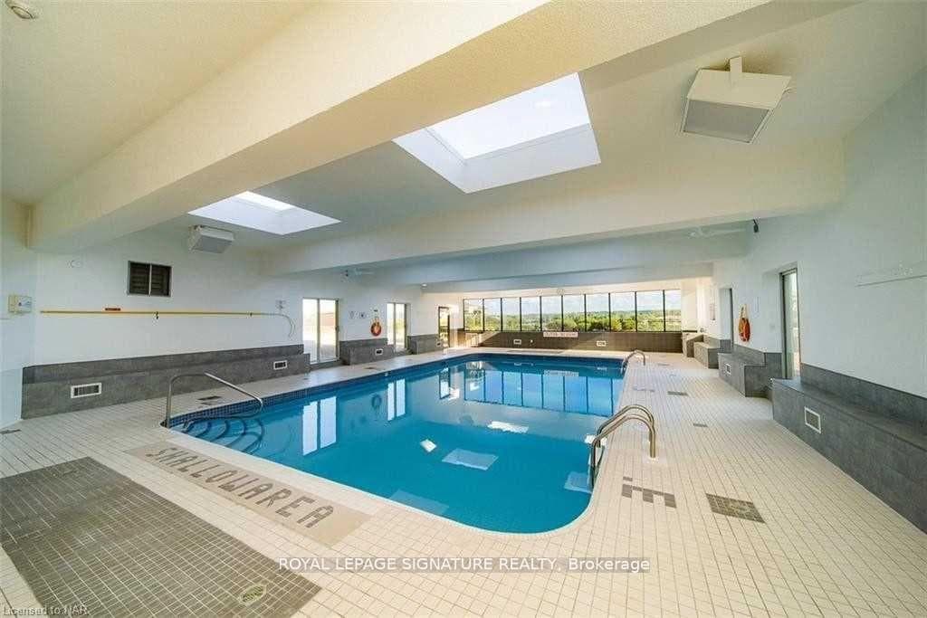 7 Gale Crescent Unit 502 photo 18
