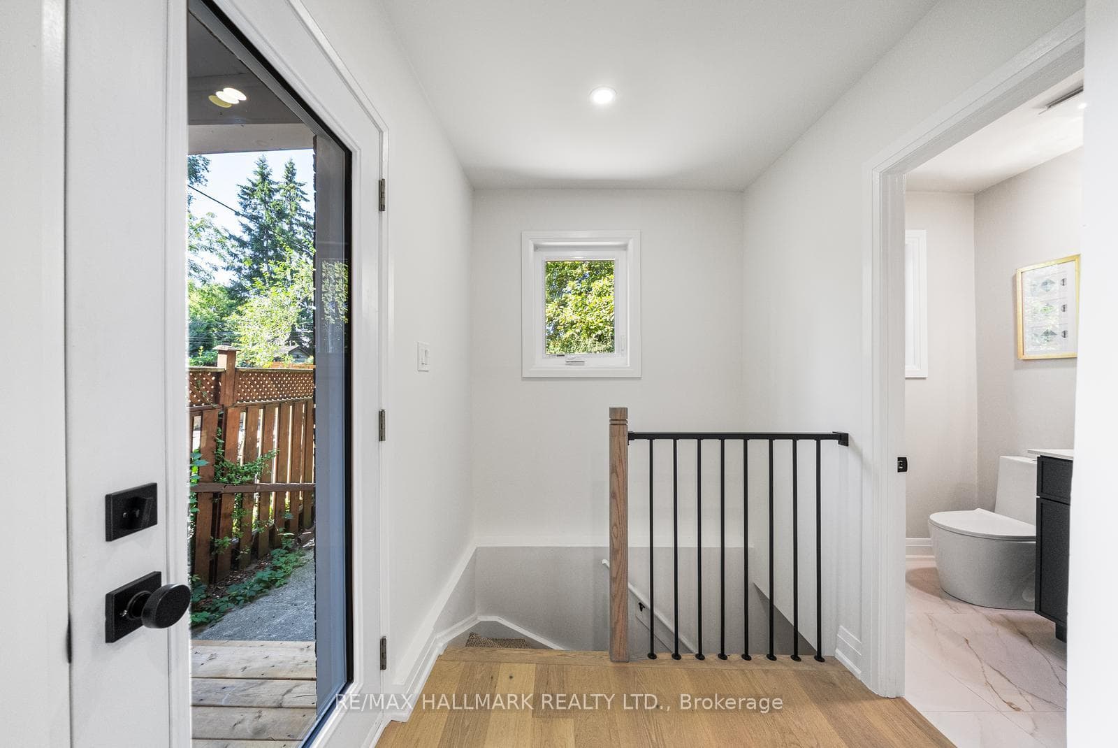 50 Watson Avenue photo 20