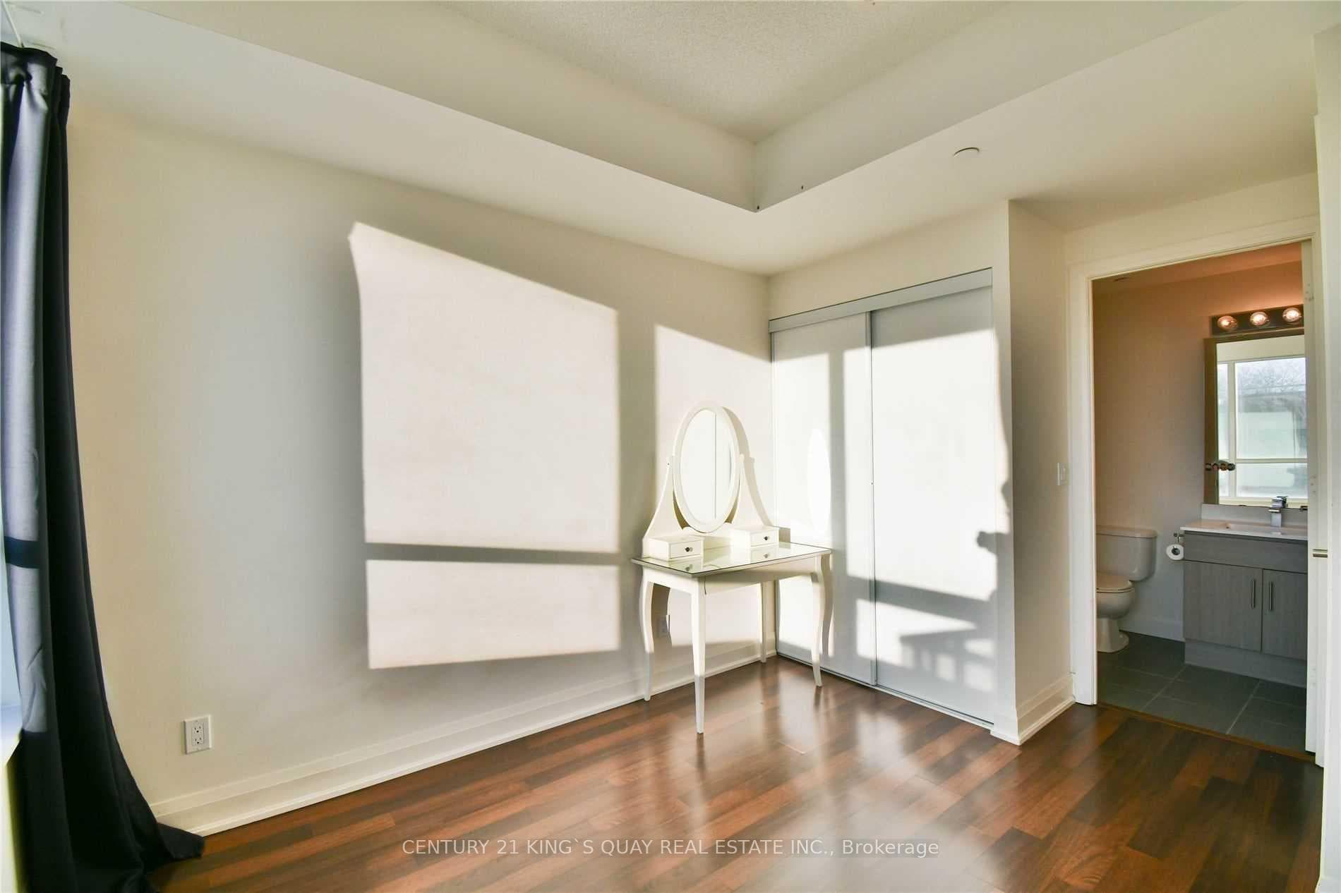 68 Canterbury Place Unit 207 photo 14
