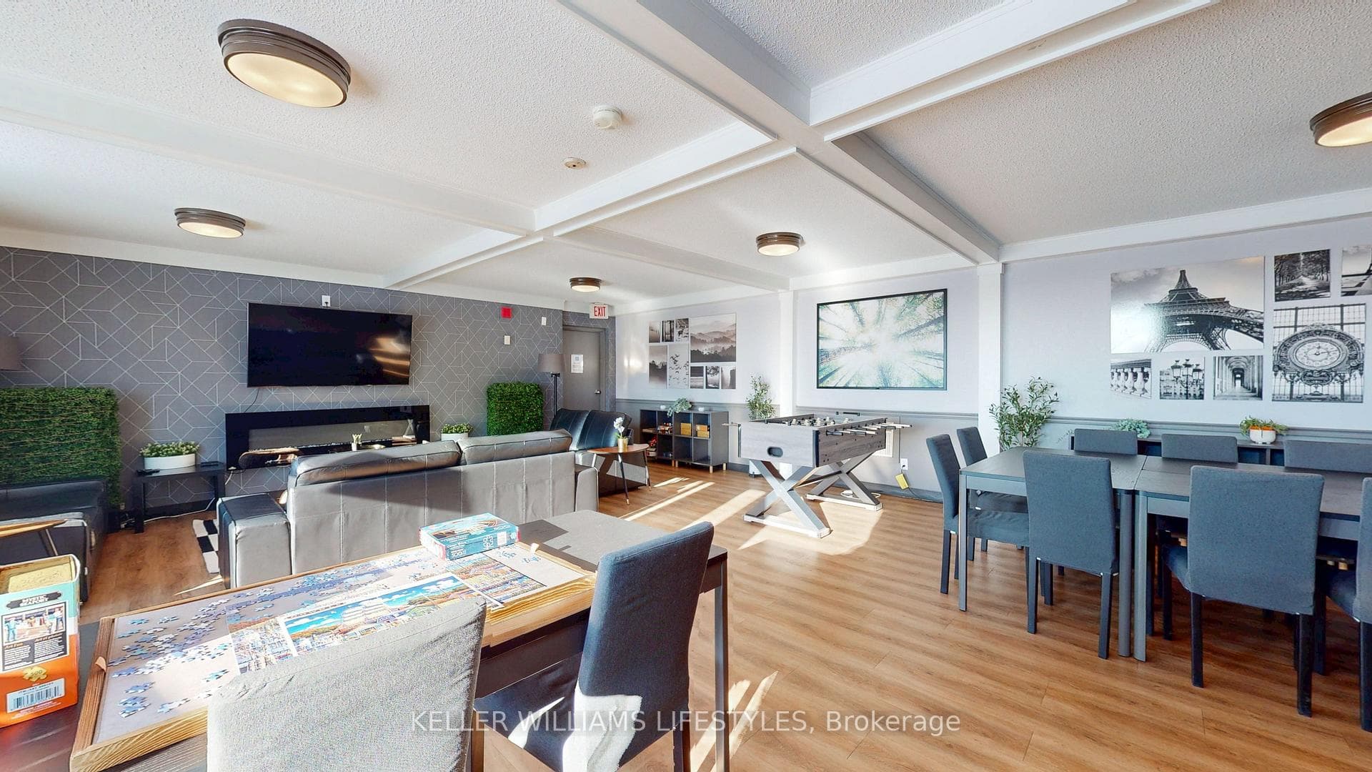Party/meeting room