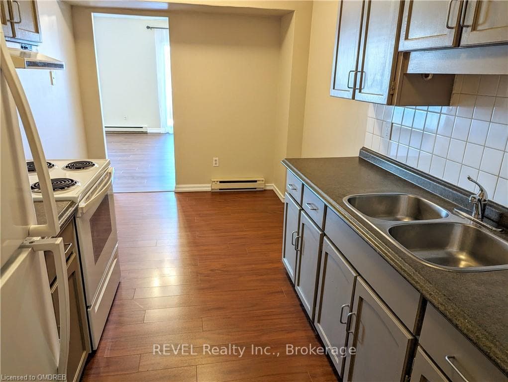 11 COURT Street Unit 11 photo 7