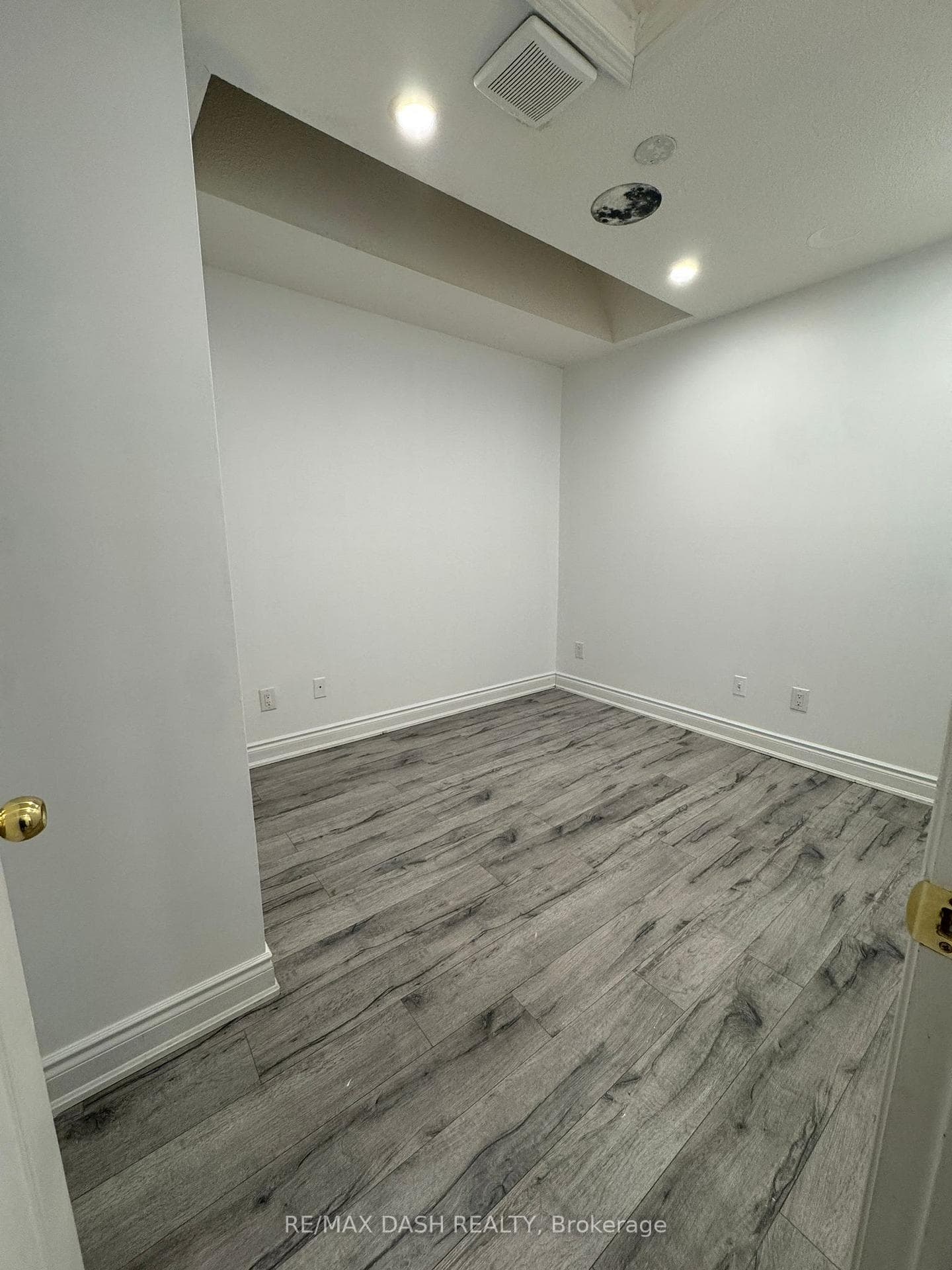 16 Thornharrold Street photo 10