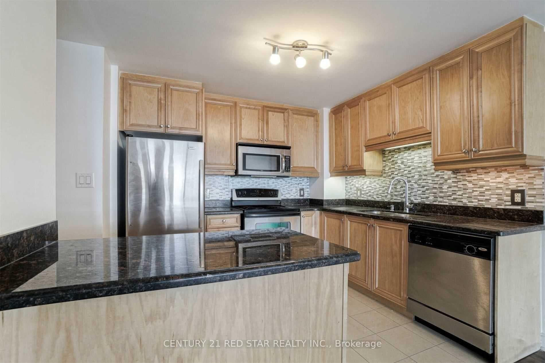 60 Absolute Avenue Unit 3706 photo 16