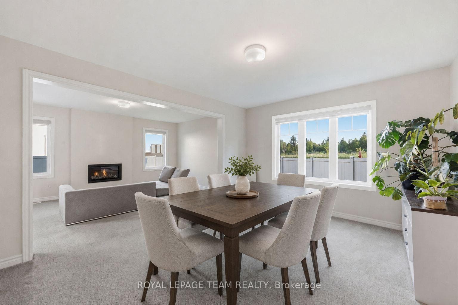 Dining Room Virtually Staged