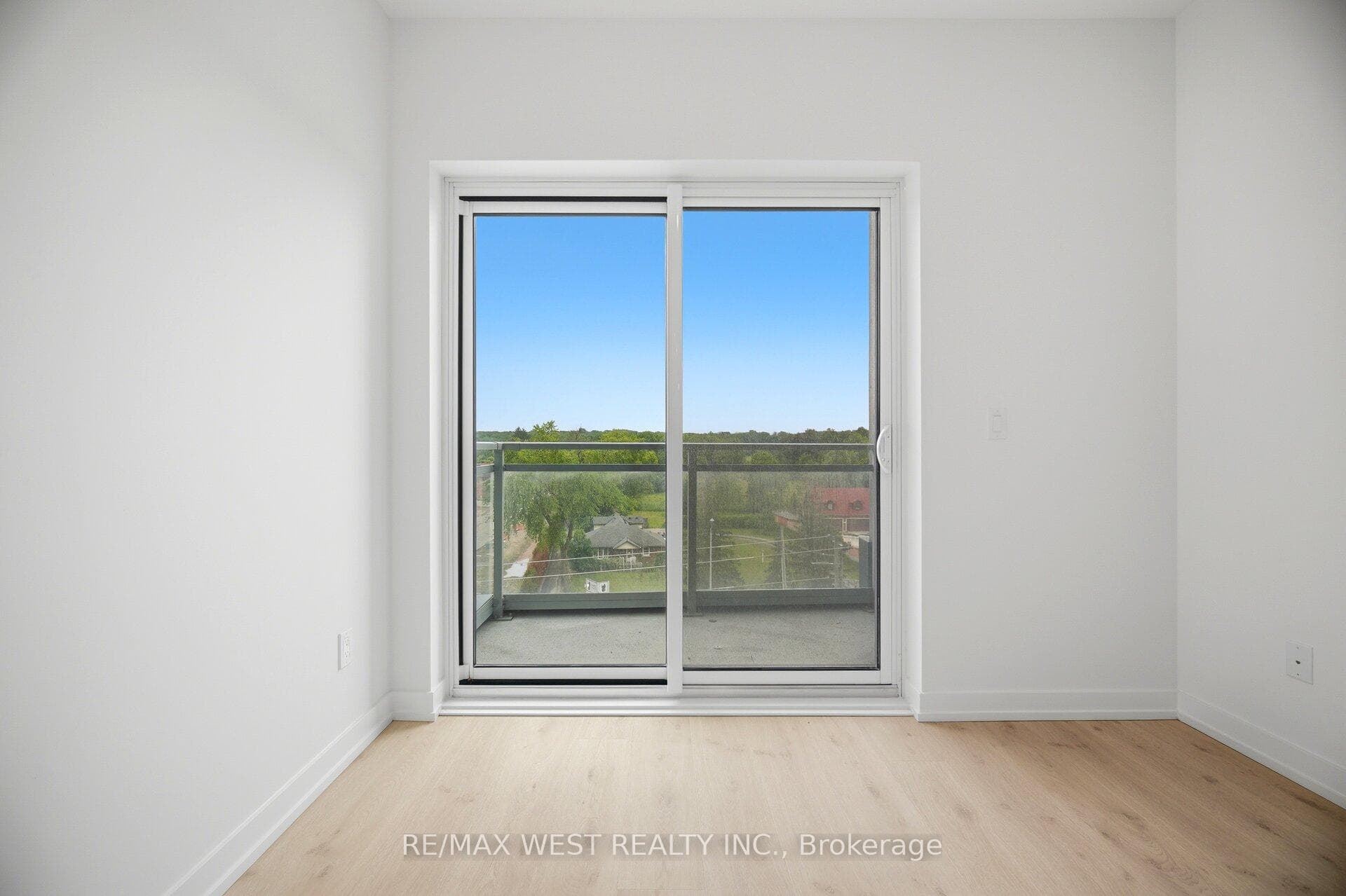 2501 Saw Whet Boulevard Unit 626 photo 29