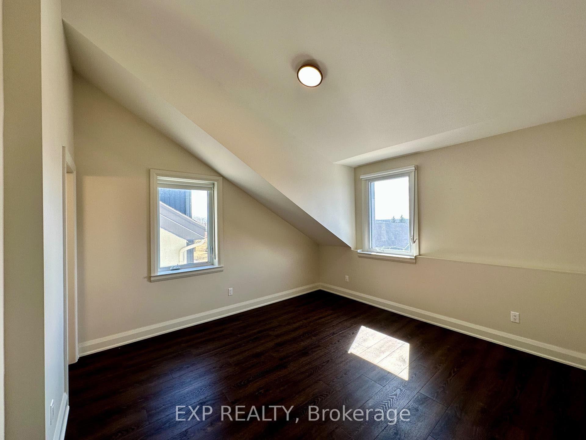 33 MAPLE GROVE Road Unit 306 photo 15