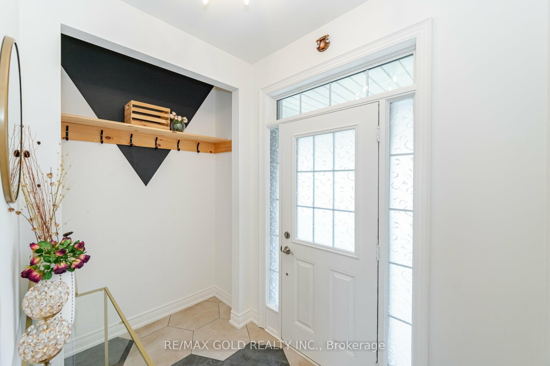 41 Alister Drive photo 4