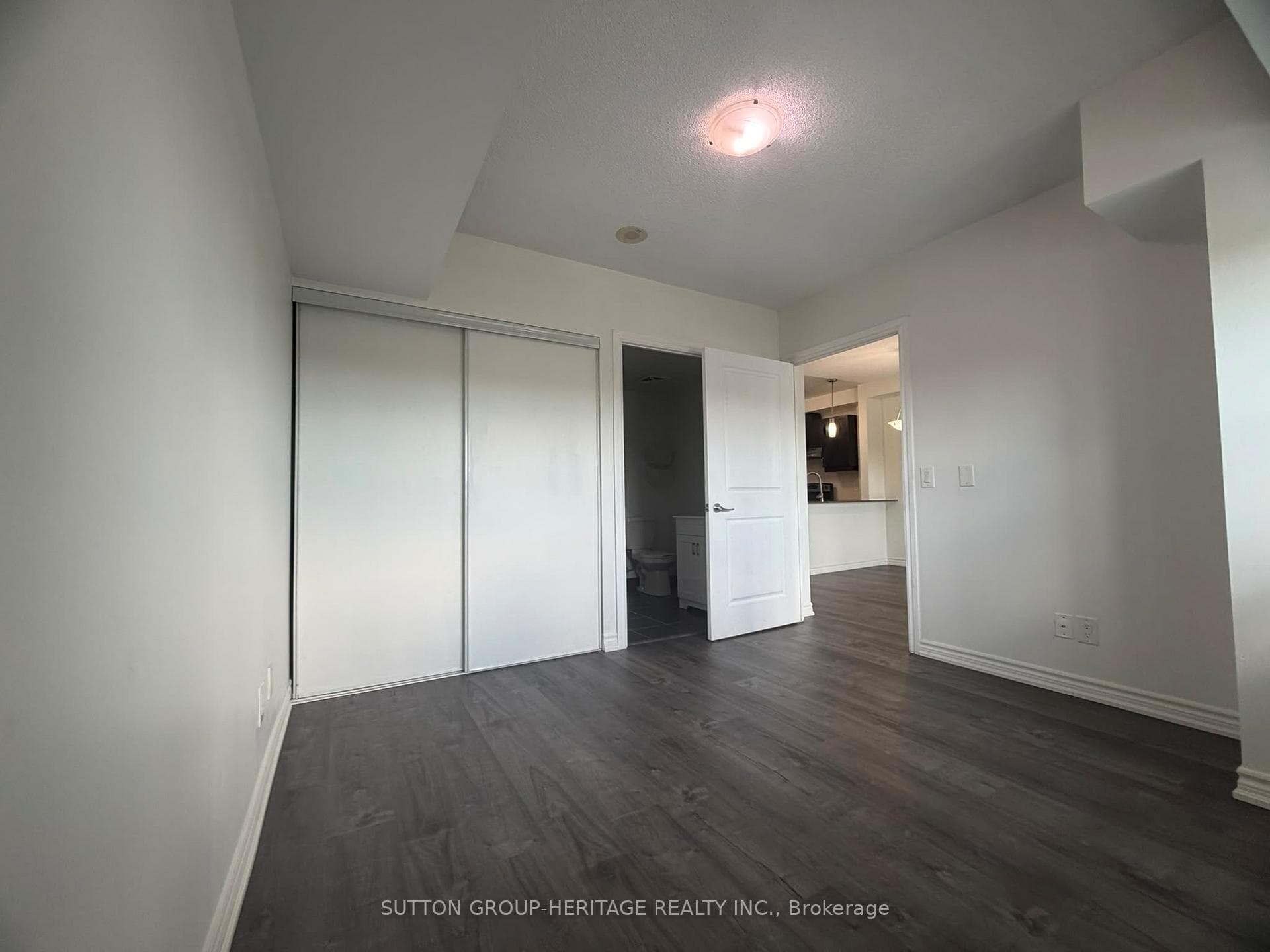 7730 Kipling Avenue Unit 404 photo 19