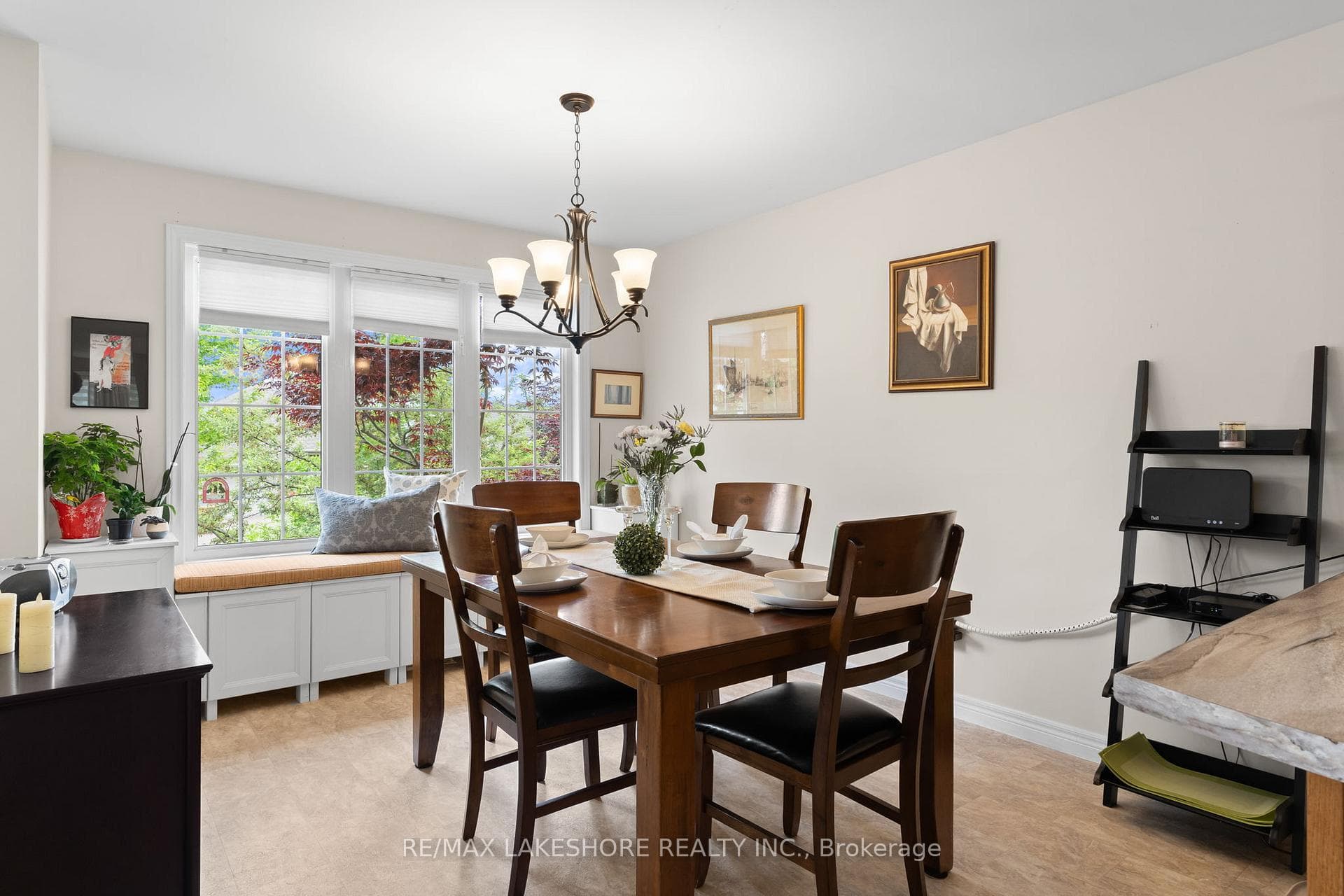 1181 Ashland Drive photo 7