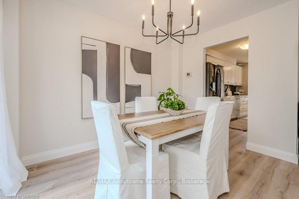 1274 BARBERRY N/A photo 5