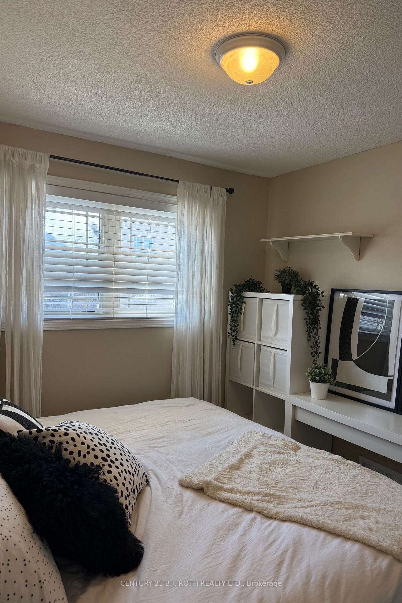 3rd Bedroom (Note King Size Bed)