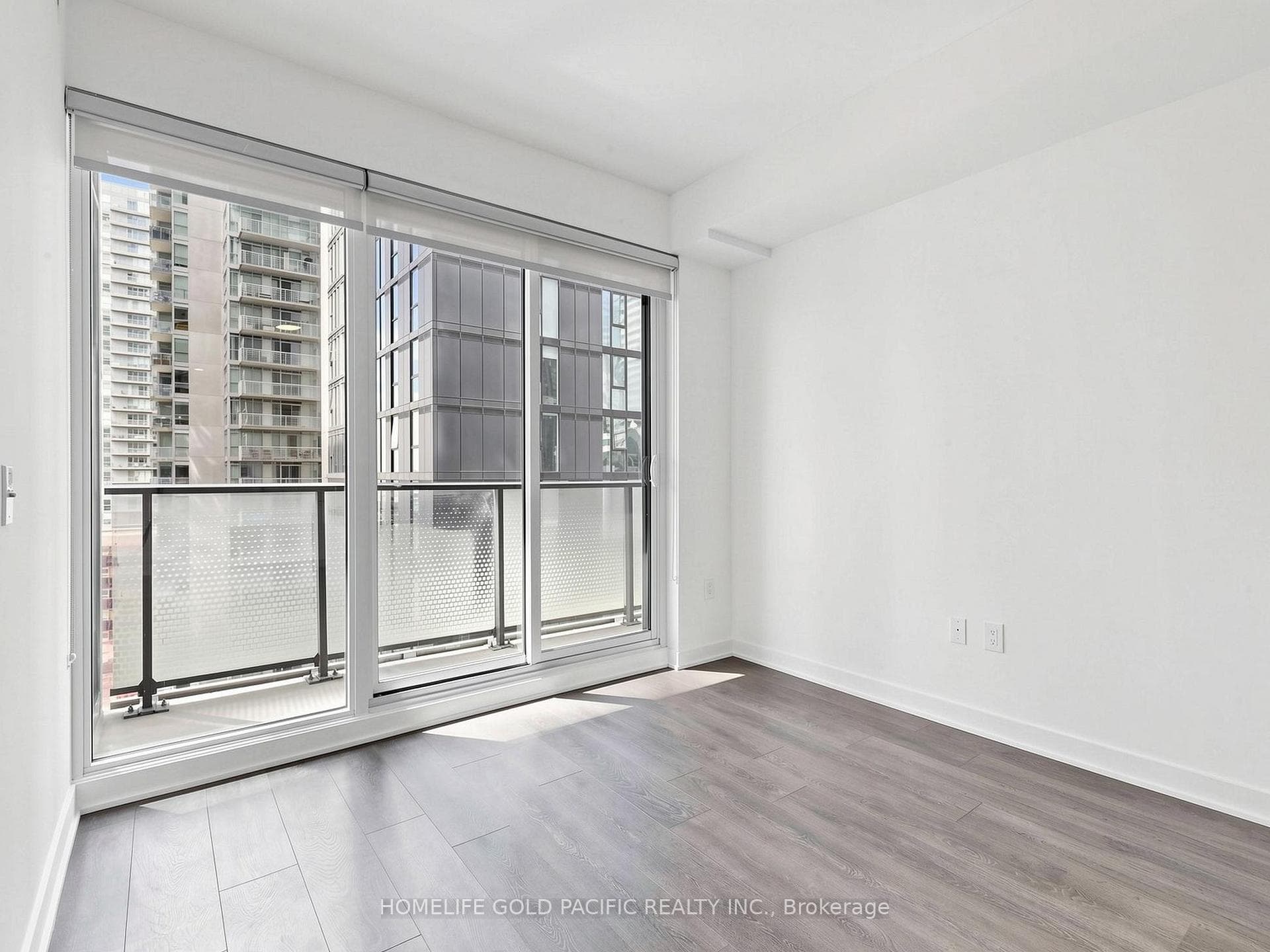 115 Blue Jays Way Unit 2207 photo 6