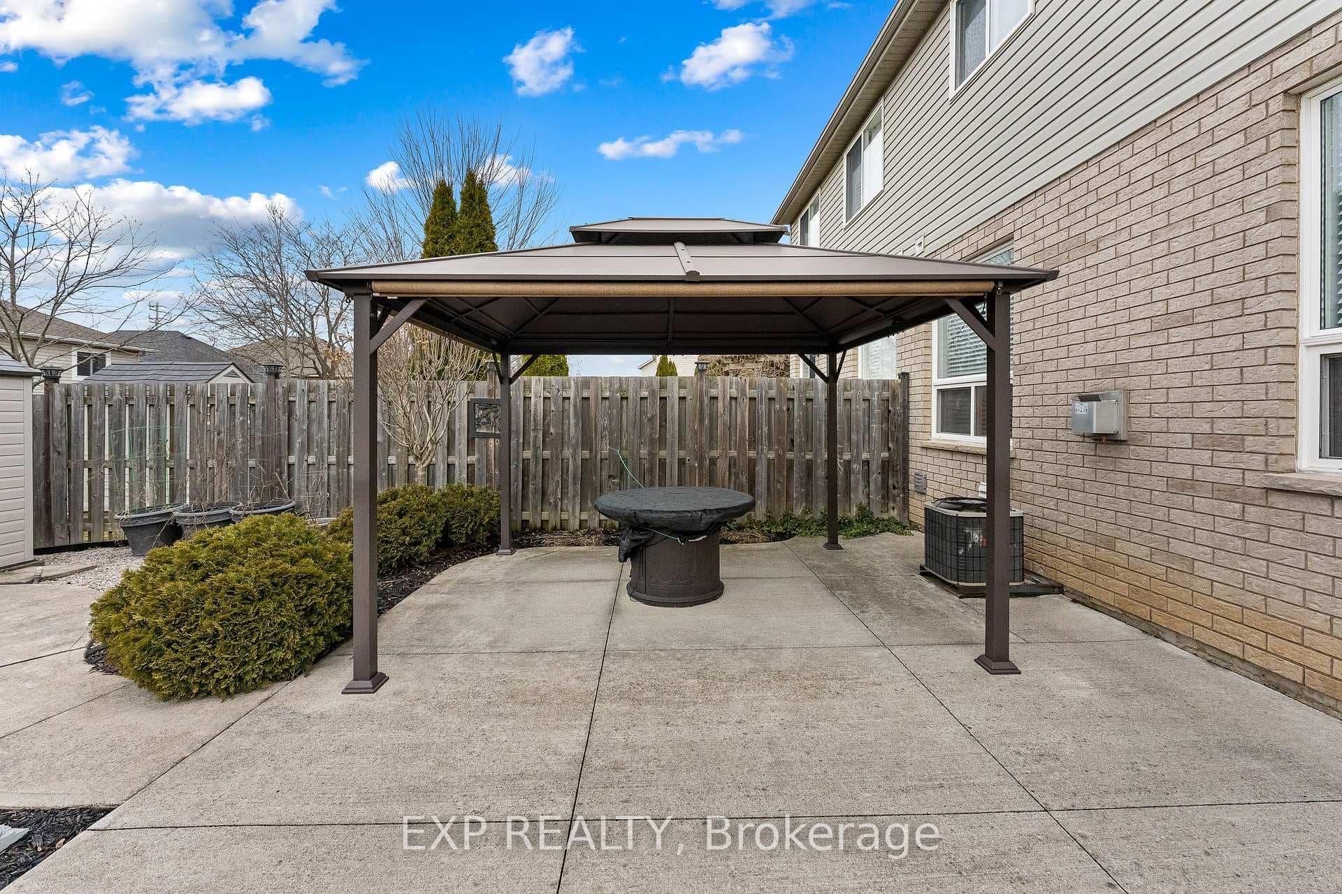 47 Mcbride Drive photo 39