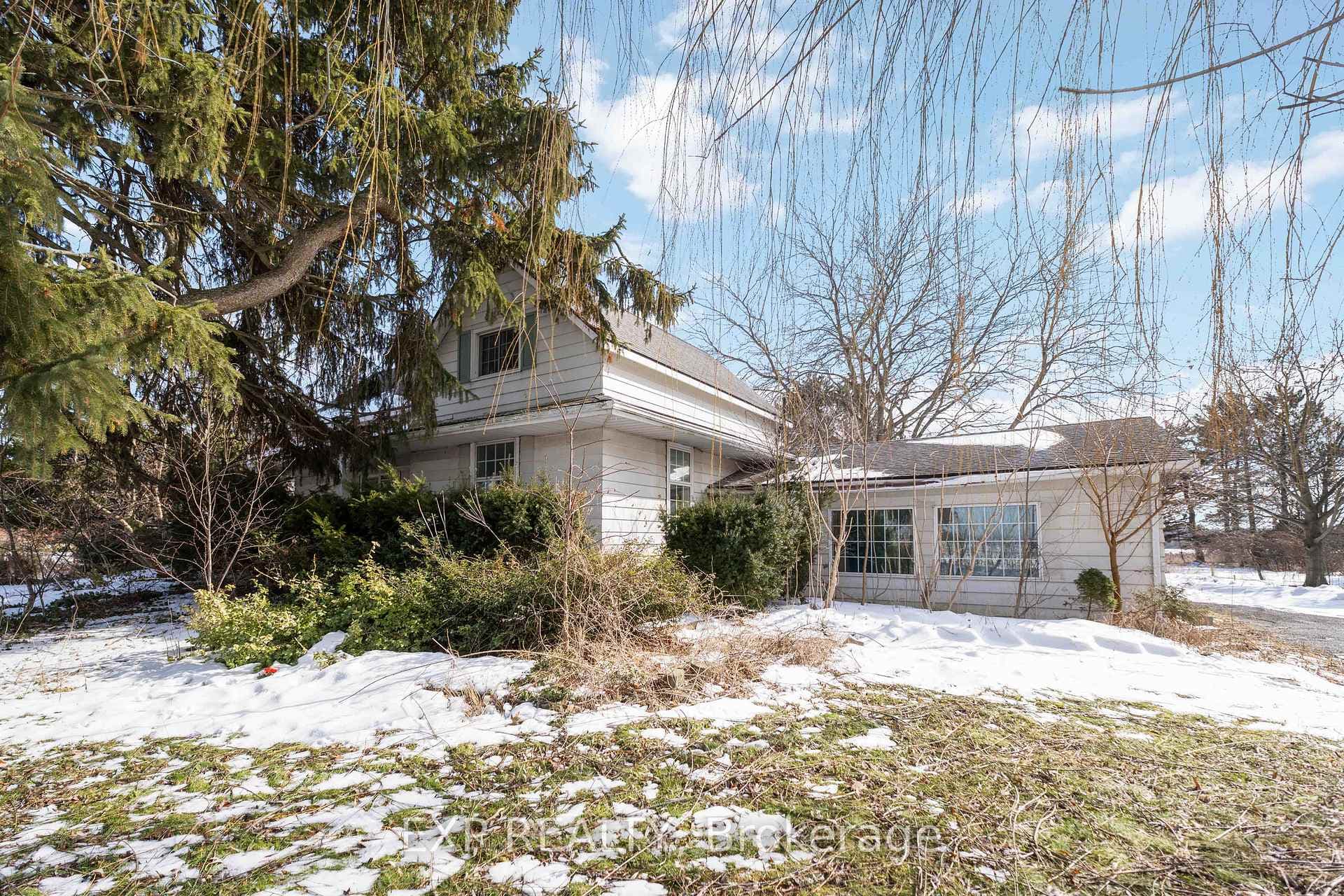 5378 Fly Road photo 3