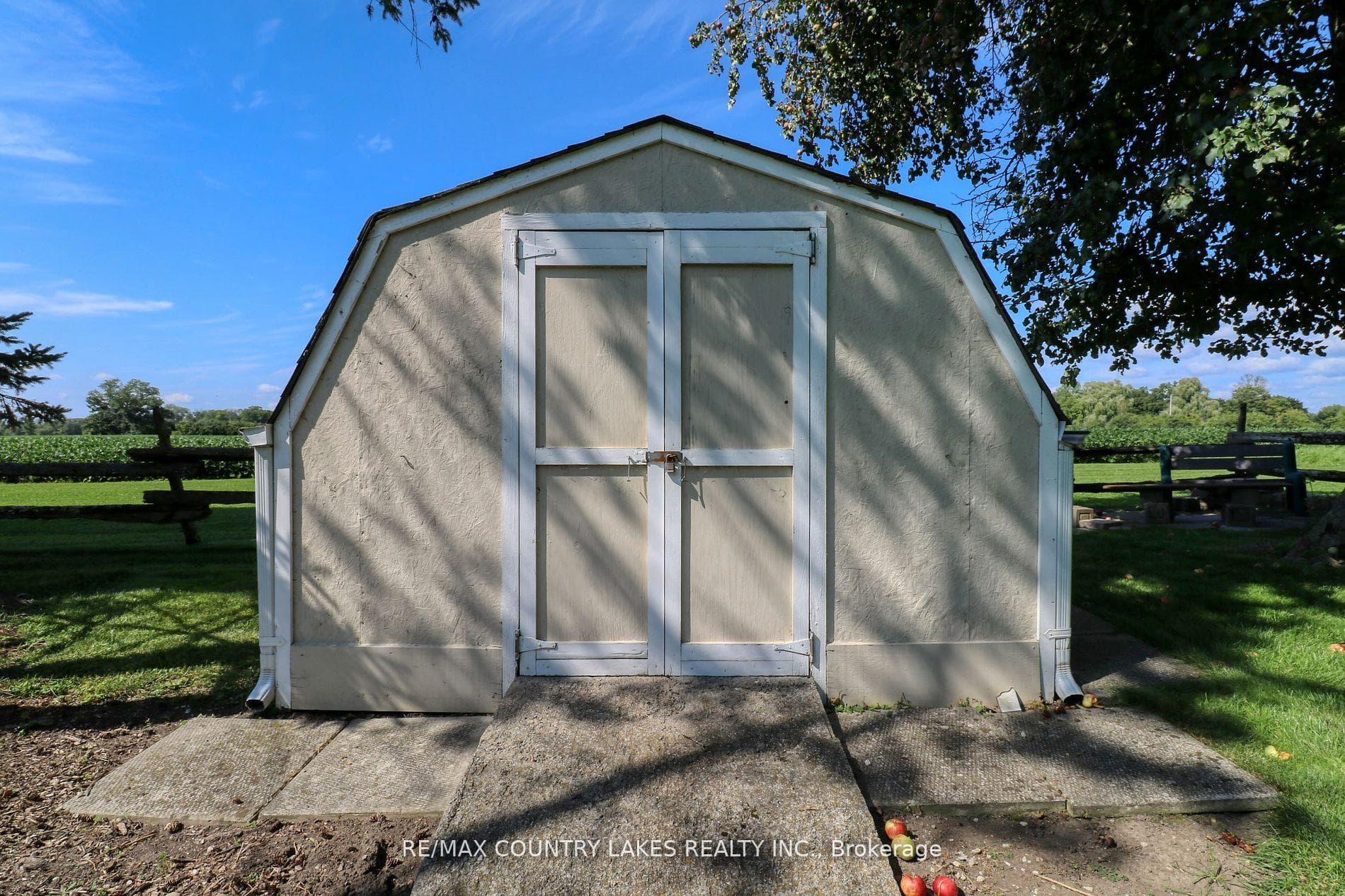 2815 Stephen Drive photo 21