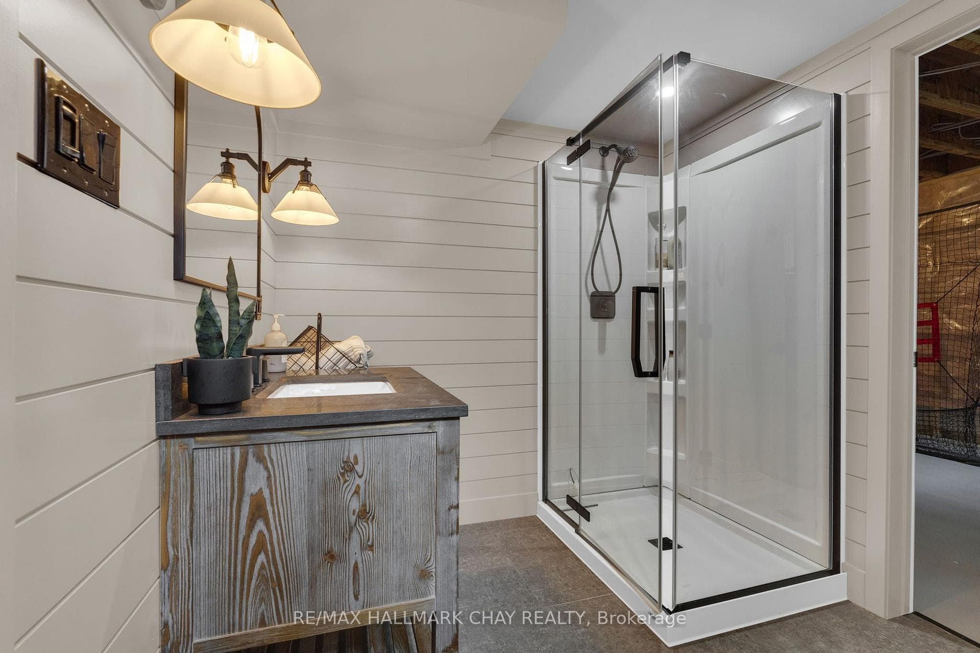 Lower Level 3pc Bath