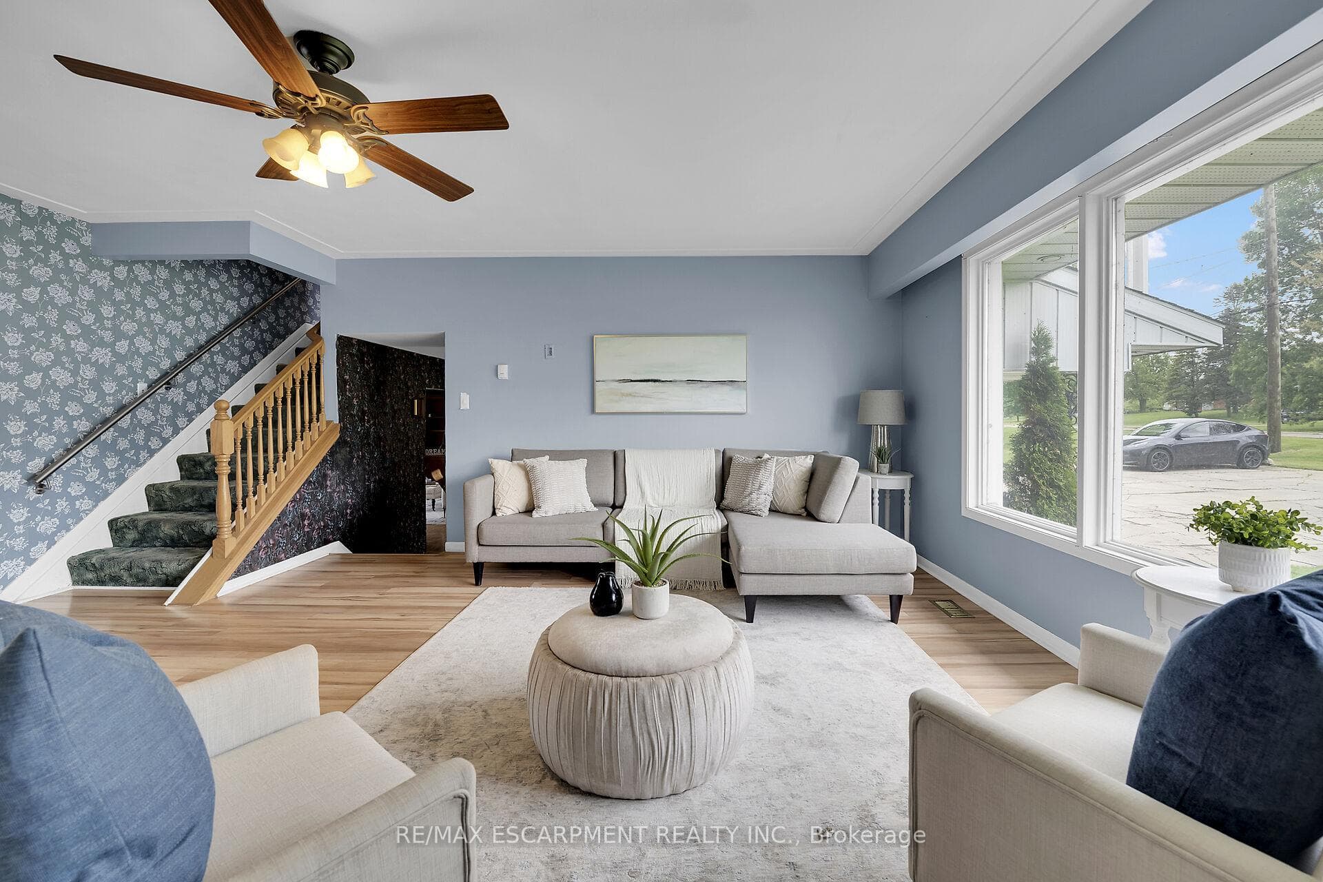 42 Nelles Street photo 8
